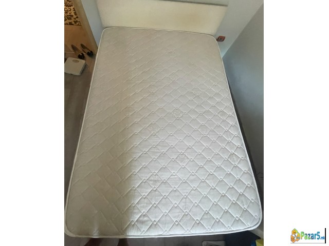 Лежај за спиење