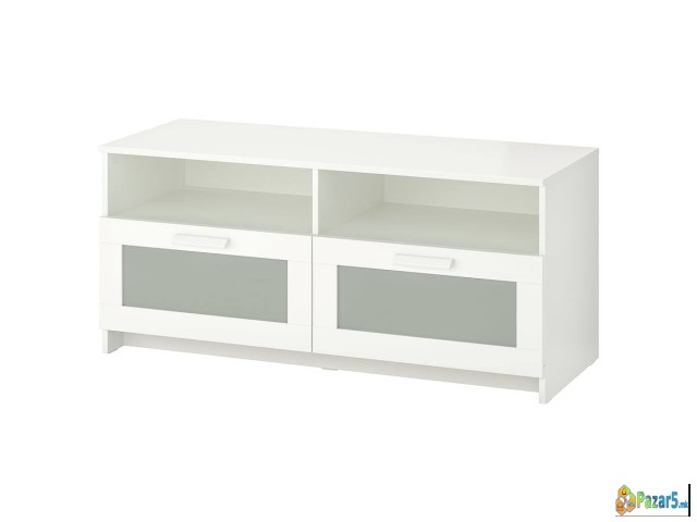 ПРОДАВАМ КОМОДА И РАБОТНА МАСА 