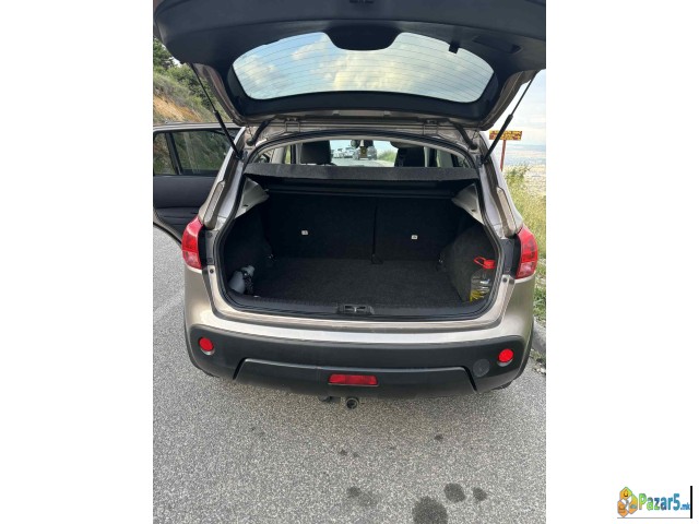 Se Prodava Nissan Qashqai 2010
