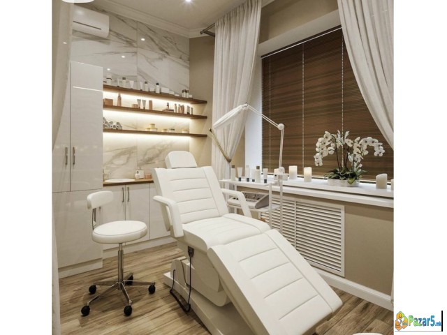 мајстор за маникир, педикир и депилација