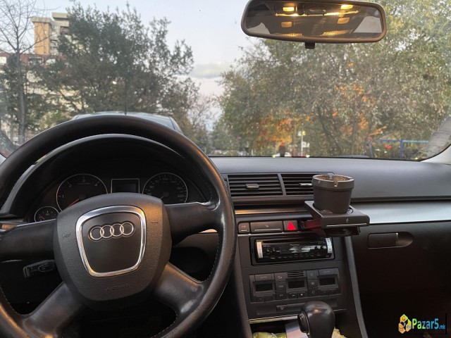 Продавам Ауди А4 