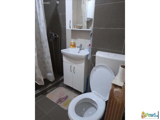 Izdavam Stan Vo Novo Lisice