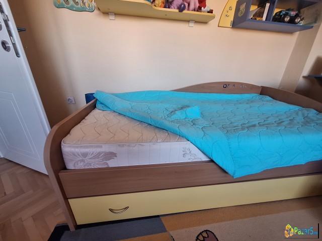 Detska-kreveti I Polici