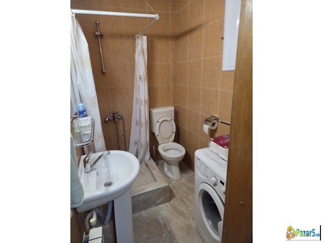 Se Izdava Garsonjera