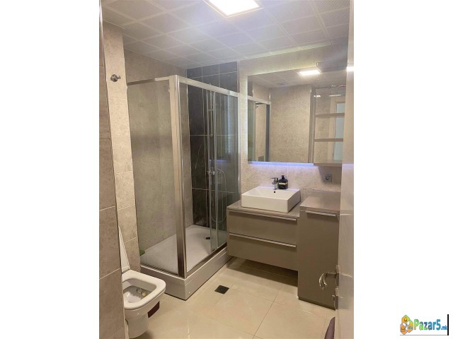 Moderen Stan So Panoramski Pogled Vo Cevahir Sky C