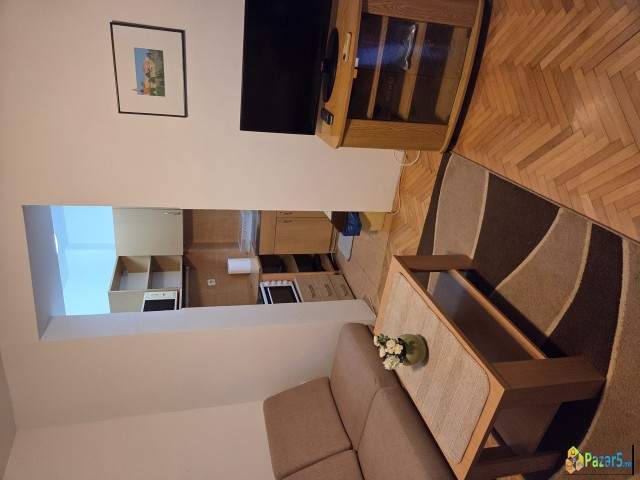 Se Izdava Garsonjera