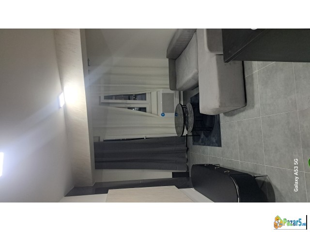 Izdavam Namesten Stan