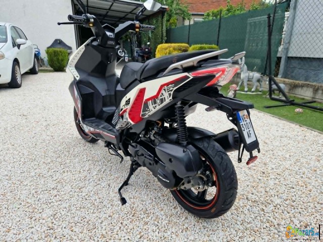 Hamachi A8 2t. 50k. Odi Nad 65km/h. So 2500km. Kup