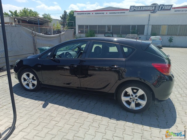 Se Prodava Opel Astra J 1.7 Cdti 2011