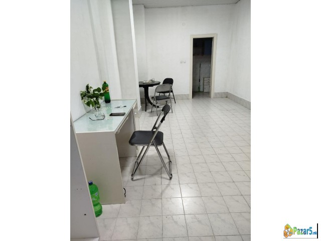 Izdavam Deloven Prostor Vo T.c. Antiko