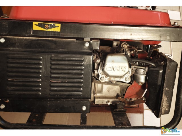 Se Prodava Benzinski Generator