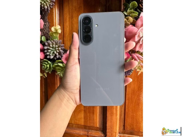 ???????????? СЕ ПРОДАВА Samsung Galaxy A57 5g 8/25