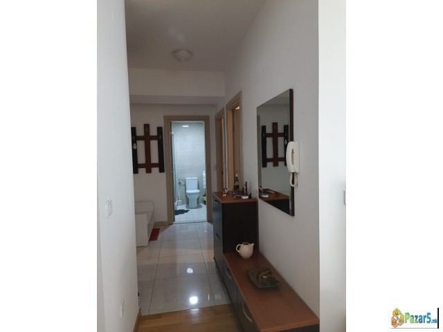Se Prodava 3-soben Stan 57m² + 21m2 Podzemna Garazh