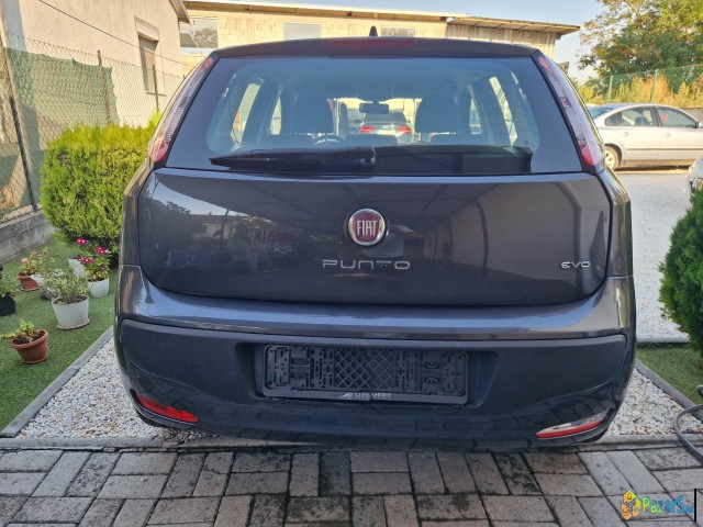 Punto Evo 1.3 M.jet 62kw/85ks. 1boja Klima 12/2011