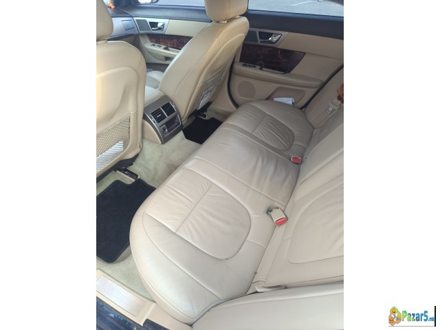 Jaguar XF 3.0 Diesel Luxury Automatic - thumbnail 3