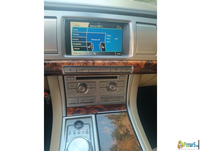 Jaguar XF 3.0 Diesel Luxury Automatic - thumbnail 4
