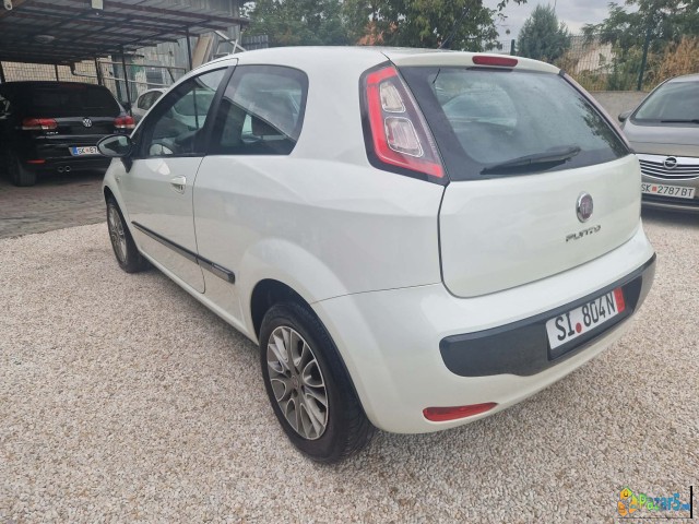 GRANDE PUNTO EVO 1.4 57kw/78ks. 1 BOJA KLIMA 12/20 - thumbnail 7