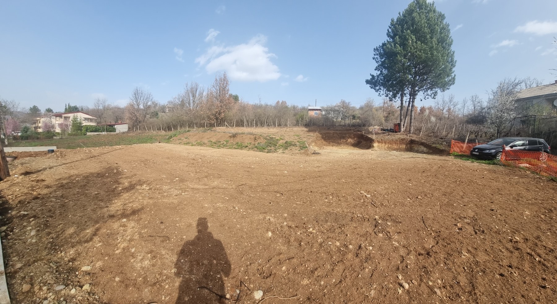 Се продава припремен плац за градба во Орешани.  А